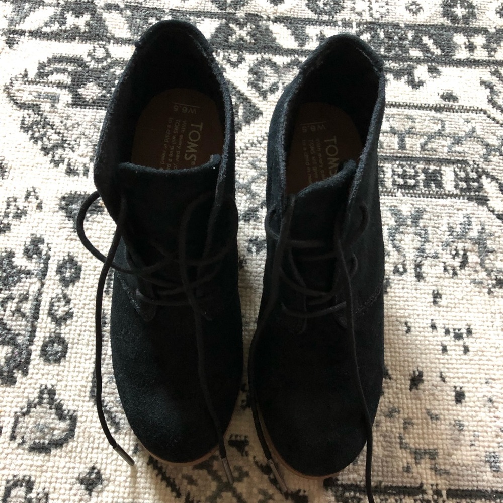 Toms booties